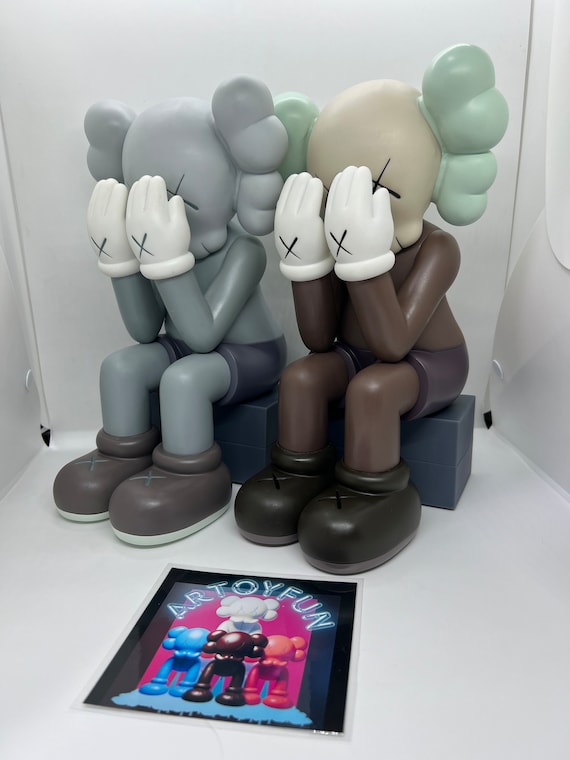 Inspired by KAWS Crying Companion Figure, Home Decor, Kaws Figure,  Hypebeast Design, Gift Idea 