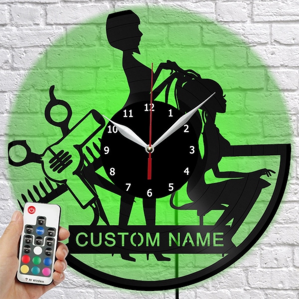 Nom personnalisé Salon de beauté horloge en vinyle coiffeur avec lumière LED horloge murale en vinyle nom personnalisé Art décor à la maison disque vinyle horloge murale