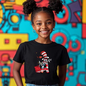 Personalisiertes Namensdr. Suess-Shirt, lesen in Across America Shirt, Dr.-Seuss-Tag, Lehrer, Lesetag, Liebeslesung, individuelles Shirt