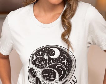 Unisex T-Shirt with Mystical Black Cat in Skull Design - Gothic Celestial Moon & Stars Graphic Tee for Men, Women - Witchy Occult Fashion