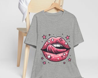 Unisex T-shirt With Stylish Pink Lips Graphic and Stars