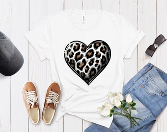 【2plan】To Heart Lettering Printed Short Sleeve T-shirt Edgy Leopard Print Heart T-shirt - Unisex DTG Print Shirt