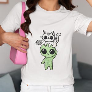 Unisex Cute Alien with Cat Graphic T-Shirt - Perfect Shirt Gift for Space and Cat Lovers, Funny and Unique Alien Cat Novelty Tee, Top Gift