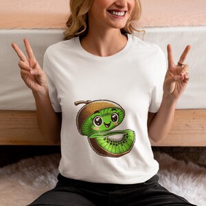 Kawaii Kiwi Fruit Unisex T-Shirt,Cartoon Slice Novelty Shirt Design,Summer Tee for Fruit Lovers,Whimsical Top Gift for Foodies&Tropical Vibe