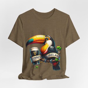 Unisex Vintage-Style Toucan Graphic Tee Top | Ireland & Guinness-Inspired | Retro Softstyle T-Shirt for Beer Enthusiasts | Unique Irish Gift