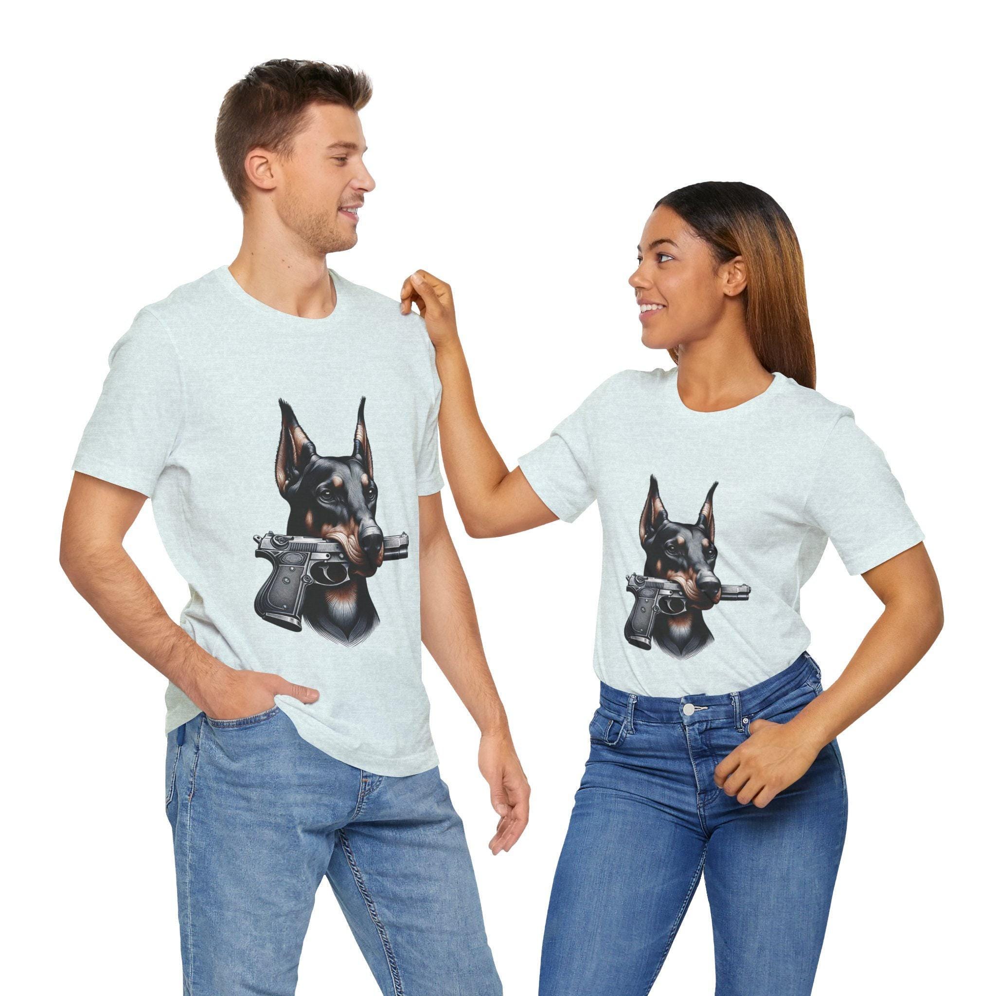 Regalo Ironico Per Amanti Cani Tshirt Uomo Divertenti Thedifferent T-Shirt Uomo DOB Dobermann Pistola In Bocca Pistol Bianco 117038408 T Shirt Fruit Of The Loom Donna Maglietta Uomo