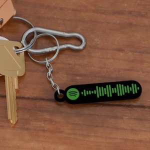 Custom Spotify Code Keychain Personalized Music Keychain, Scan to Play Song, Album, Playlist, or Artist, Customizable Gift for Music Lovers