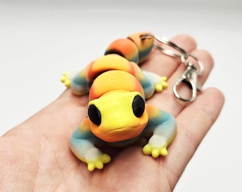 3D printed Lizard Keyring, School Bag charm, Little Buddy, Fidget Keyring, Articulated Lizard Perfect gift for your keys or bag