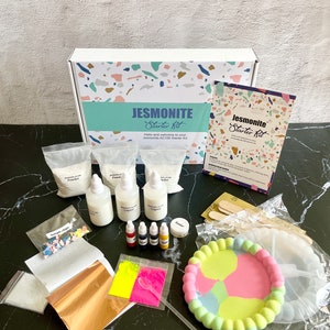 Jesmonite AC100 Starter Kit, Small bubble edge tray mold kit