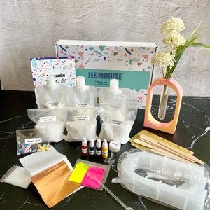 Jesmonite AC100 Starter Kit, Flower Propagation System vase mold kit (Rectangle)