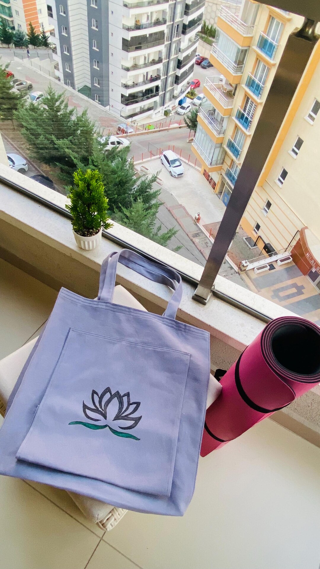 Meditation Yoga Print Pattern Leather Tote Bag main image 1