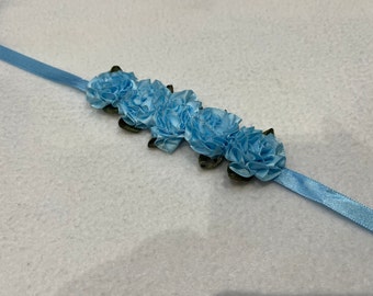 Blue bun wrap flower