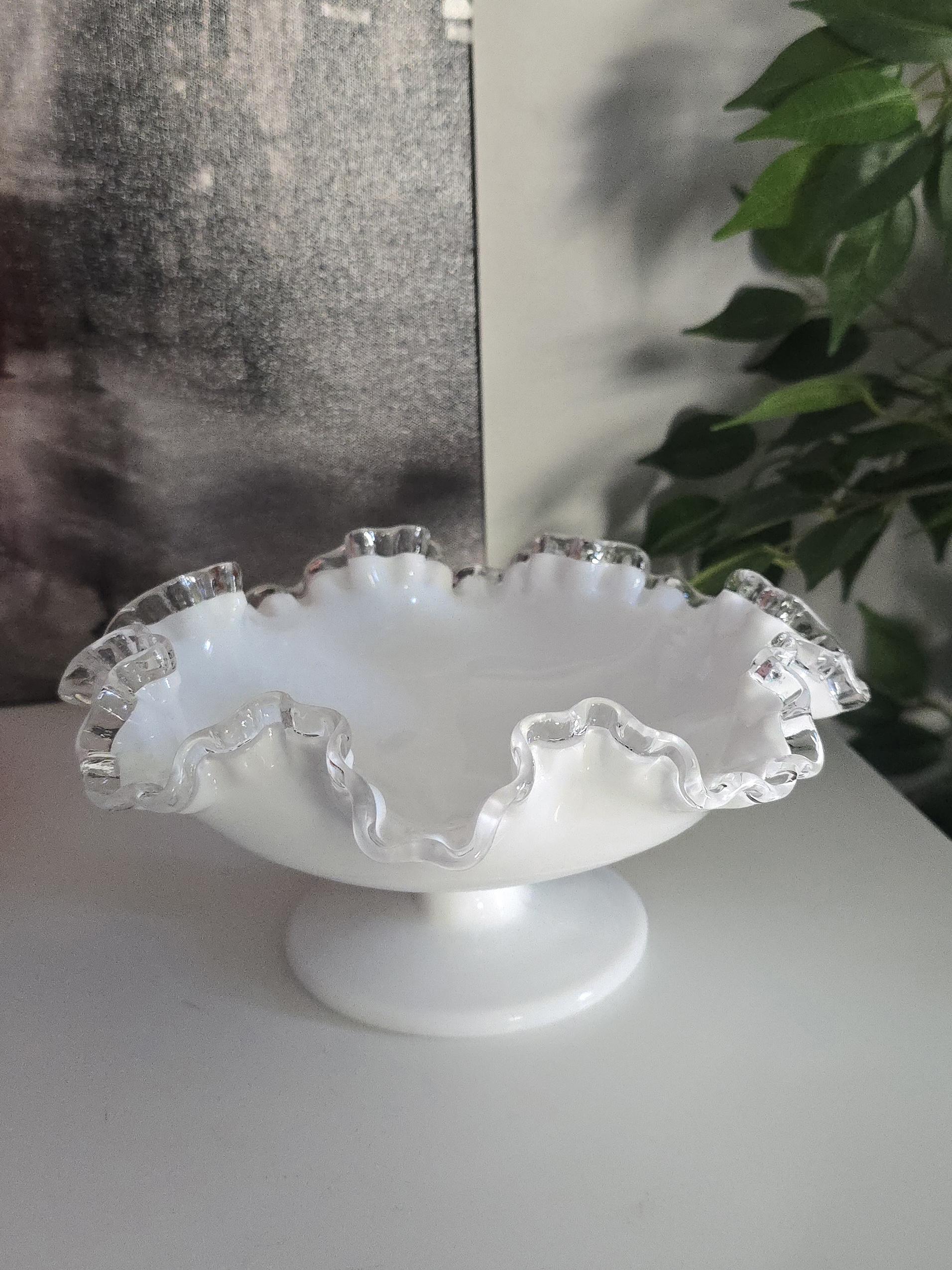 ヴィンテージ フェントン シルバー クレスト コンポート | 装飾ボウル