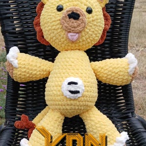Lion Plushie: Amigurumi Crochet Pattern (PDF Pattern)