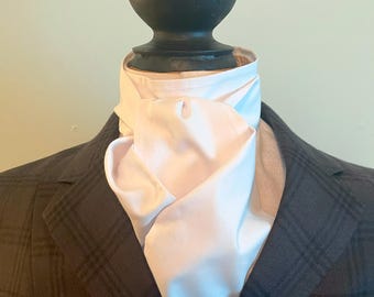 Fitted Stock Tie - Traditional white tie for formal hunt days
