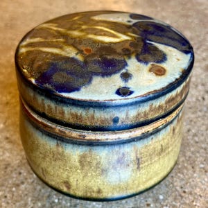 Wonderful William Creitz Lidded Pottery Vase Signed Oregon Artist Ceramicist