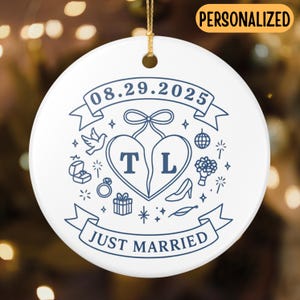 Adorno de recién casados, adorno de boda personalizado, regalo de pareja personalizado, recuerdo de recién casados, adorno de primera Navidad de 2025