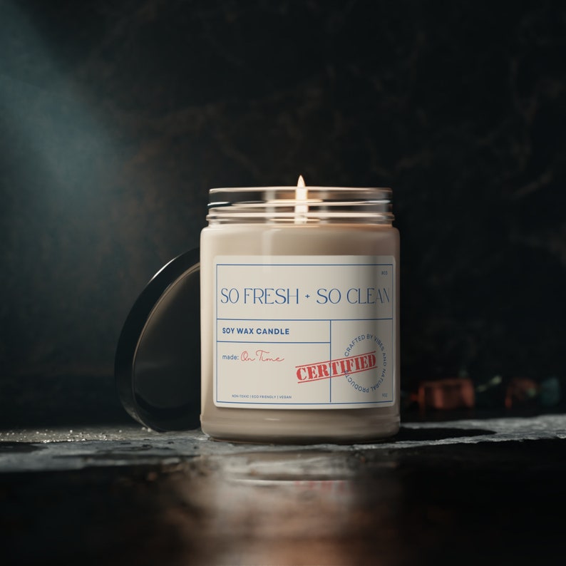 So Fresh & So Clean Soy Wax Candle - Thumbnail 3