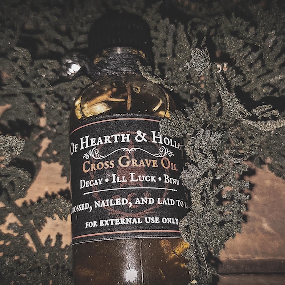 Cross Grave Oil 60mL • Baneful Anointing Oil Curio • 2oz Bottle for Cursing, Crossing, Binding, Ill Luck, Dark Witchcraft & Reversal Spells