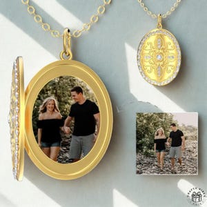 Personalized Photo Locket Necklace Stainless Steel Necklace Remembrance Unique Friendship Keepsake Memorial Jewelry for Women Gift for Her