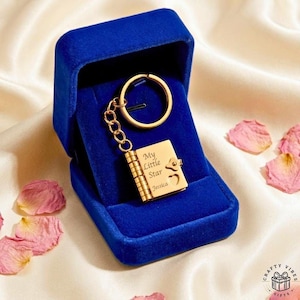 Vergoldetes Medaillon personalisiertes Fotobuch: Mini-Album-Andenken, zeitloses Gold-Finish (Titan-Stahl, rostbeständig, Geschenk für sie)
