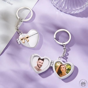 Llavero con relicario en forma de corazón personalizado con foto: recuerdo de metal de cobre, regalo personalizado para parejas / 3,3 x 2,65 cm, diseño duradero.