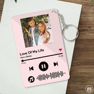 Personalized Music Keychain with Scannable Code Spotify Music Acrylic Colorful Song Key Ring Unique Keepsake Gift for Music Lovers Couples