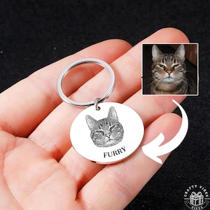 Personalized Pet Photo Keyring Birthday Keepsake Mementos Pet Lover Keychain Custom Names Gift for Pet Mom Engraved Keychain Silver Keyring