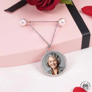 Personalized Pearls Bouquet Charm Brooch Pin Remembrance Keepsake Anniversary Wedding Tribute Accessory Favors Memorial Gift for Bride