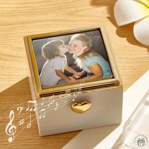 Gepersonaliseerde muziekdoos met fototekst Verjaardag voor beste vriend(in) Unieke kaars Flip Magical Surprise Keepsake Box Cadeau voor vrienden