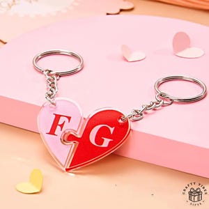 Heart Puzzle Keyring Custom Gift Set: Couples Matching Acrylic Love Token (Personalized Initials, Durable Material, 1.77x1.38 in)