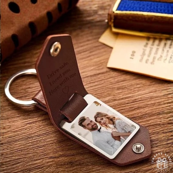 Engraved Metal Tag Keychain: Personalized Photo Insert - Premium Leather, Compact Size, Custom Keepsake for Couples and Loved Ones