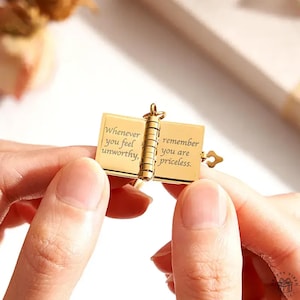 Star Book Keychain Personalized Mini Locket: Custom Engraved Message Pendant, Stainless Steel | Keepsake Gift, 8cm Size