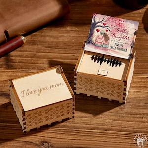 Caja de grabación de voz personalizada, de madera grabada a medida (6,1 x 4,9 cm, portátil, con batería recargable).