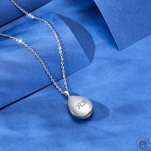 Custom Engraved Necklace Urn Pendant with Initial Ashes Memorial Jewelry Keepsake Remembrance Jewelry Sympathy Gift for Her Girlfriend