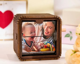 Flipbook-Fotorahmen aus Walnussholz: Kreative Fotoanimation, Handkurbelmechanismus (16 Fotos, kompakte Größe, Erinnerungsgeschenk)