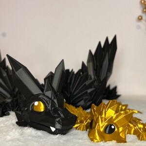 Das Drachendou in schwarz und gold inspiriert von Fourth wing Tairn und Andarna