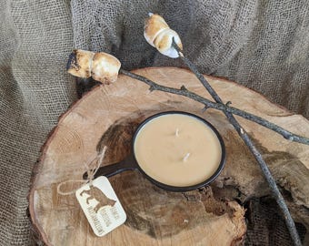 Rustic Marshmallow Scent Hand-Poured Soy Wood Wick 4" Cast Iron Skillet Candle with Engraved Bobcat Wood Tag / Homestead Handmade Gift