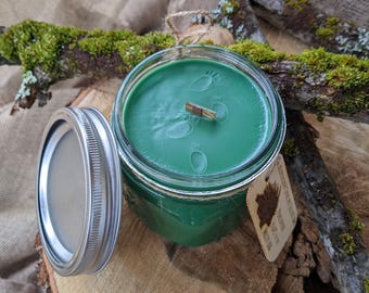 Mossy Log Scented Soy Candle with Wood Wick - Rustic Homestead Gift