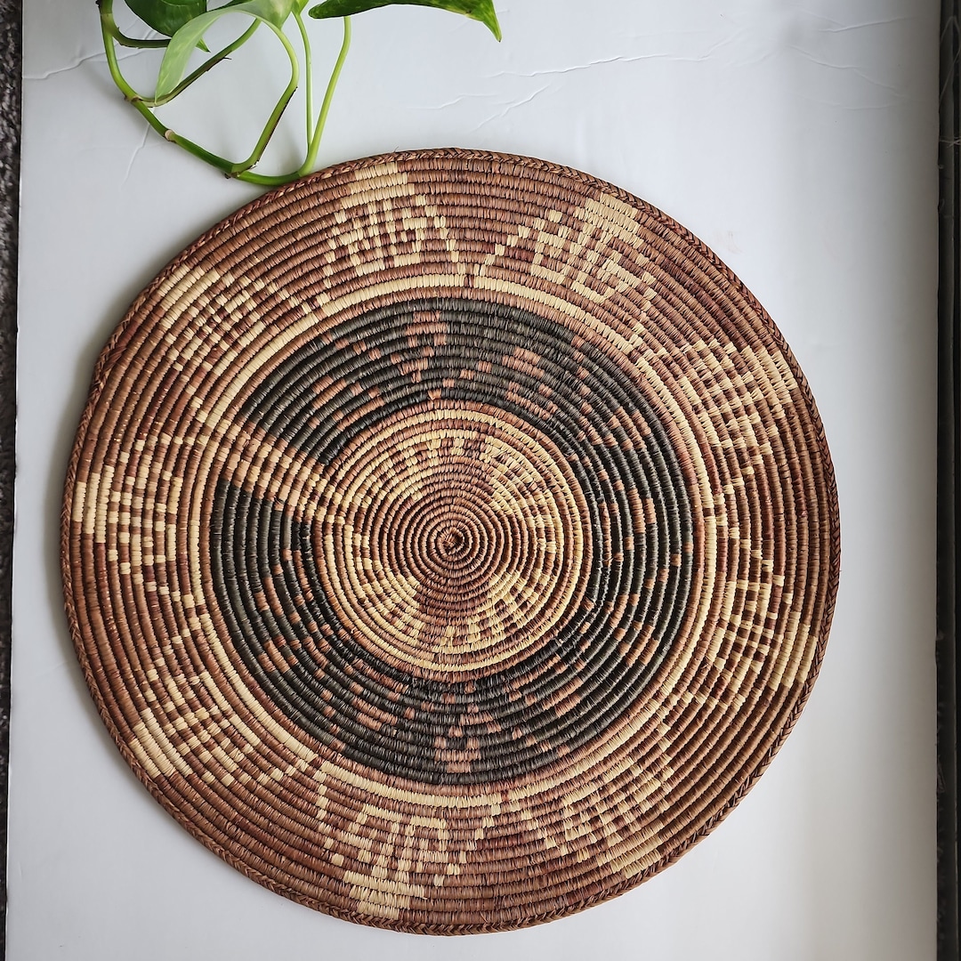 Authentic 1718 Inch Handwoven Navajo Wall Basket Flat Etsy