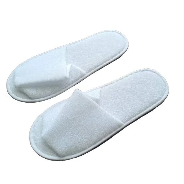 4 Pairs Spa Slippers Flip Flops Guest Slippers Hotel Slippers in Salons  Guest Room Hospital Washable Not Disposable: Buy Online at Best Price in  UAE - Amazon.ae