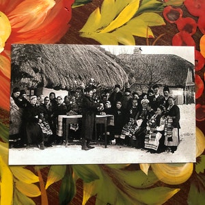 Cartão postal vintage. Casamento ucraniano. Ucrânia, a aldeia de Kyrylivka