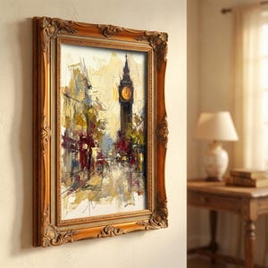 Pode incluir: Uma pintura a óleo de Big Ben em Londres, emoldurada em uma moldura de madeira dourada ornamentada. A obra retrata a icônica torre do relógio com um estilo impressionista quente, apresentando uma paleta de amarelos, vermelhos e azuis. A moldura adiciona um toque clássico.