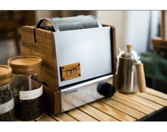 Hand-cranked coffee bean roaster