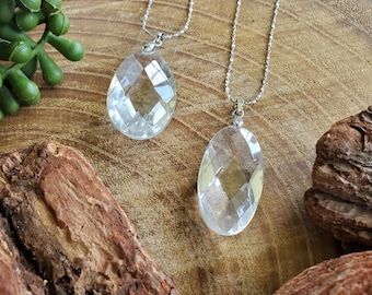 Clear Quartz Crystal Necklace, Clear Faceted Quartz Pendant, Clear Quartz Crystal Jewelry, Gift for Her, Girlfriend Gift,