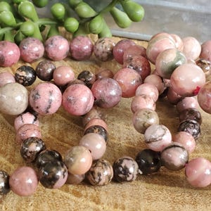 Pulsera de rodonita rosa y negra, pulsera de cuentas, pulsera de cristal, pulsera rosa, rodonita rosa negra, pulsera natural imagen 1