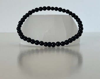 Bracelet en tourmaline noire de 4 mm avec une graine Miyuki japonaise, simple et élégant, offrant protection et équilibre