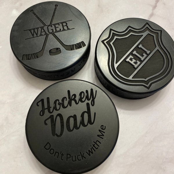 Rondelles de hockey - rondelles de hockey personnalisées, gravure personnalisée - concevez une rondelle - un côté cadeau personnalisé - cadeau pour enfants - hockey maman - hockey papa