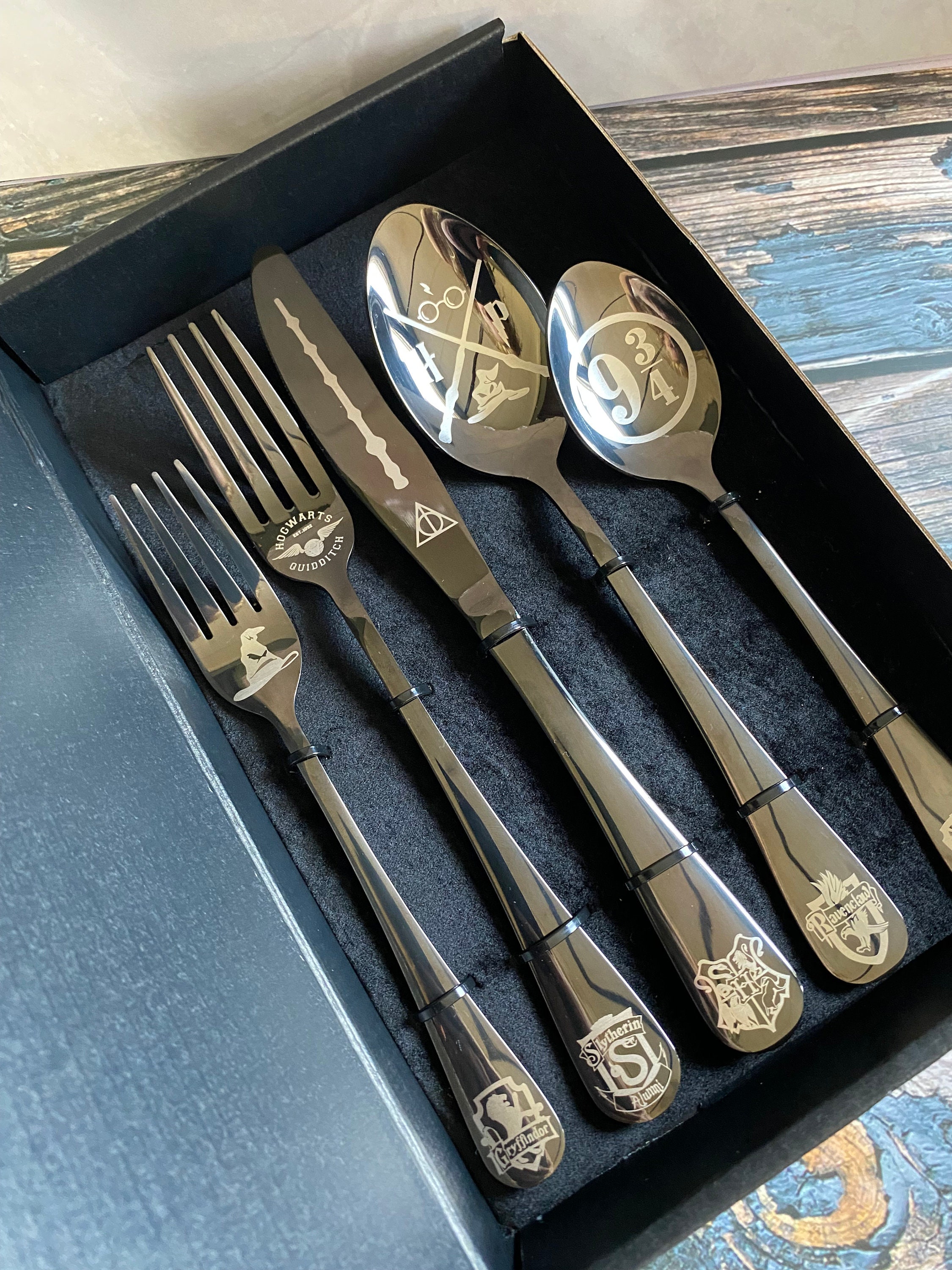 5 Piece Black Silverware Gift Set • HP Collection • Kitchen Utensils ...