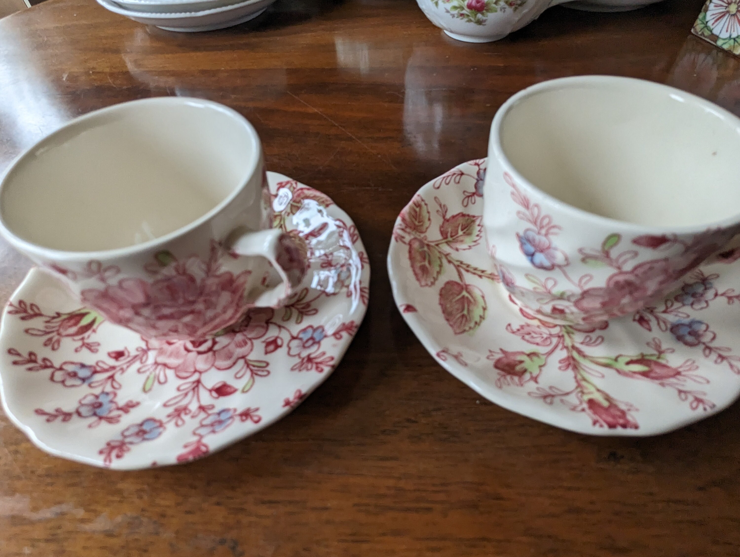 Service à Thé Ancien Johnson Brothers – Rose à Motifs Floraux – Céramique